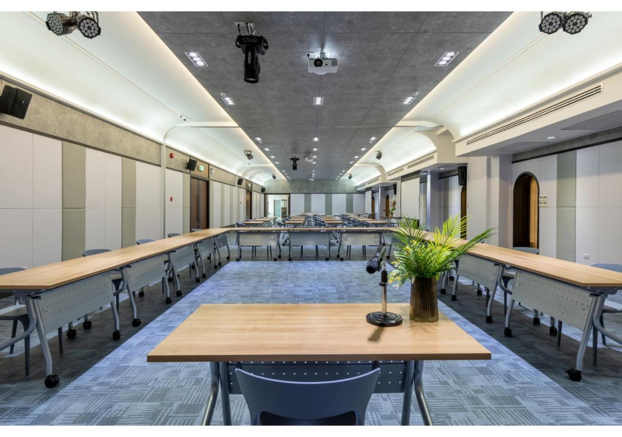 Plaai Plus Hotel ระยอง ภายนอก รูปภาพ