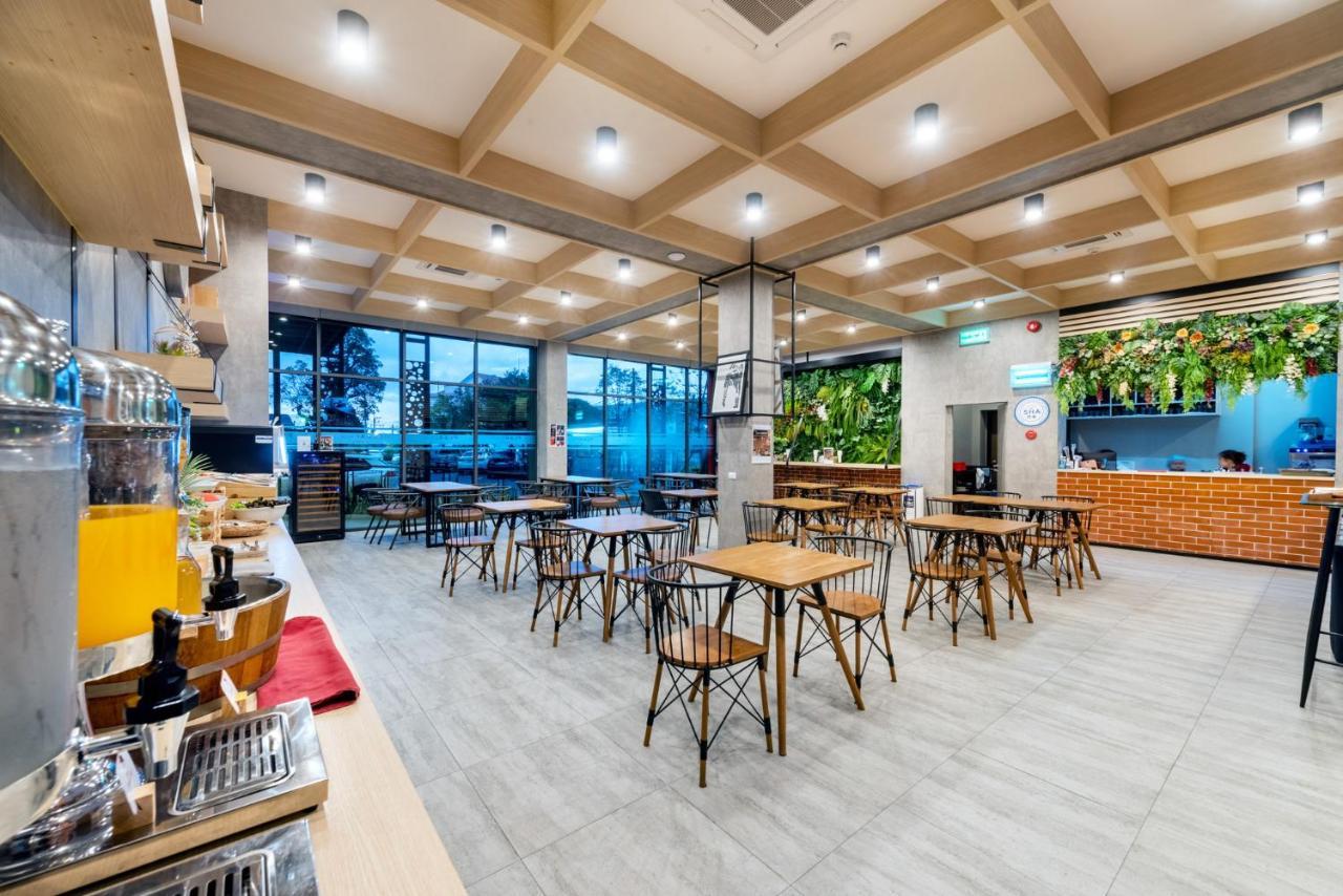 Plaai Plus Hotel ระยอง ภายนอก รูปภาพ