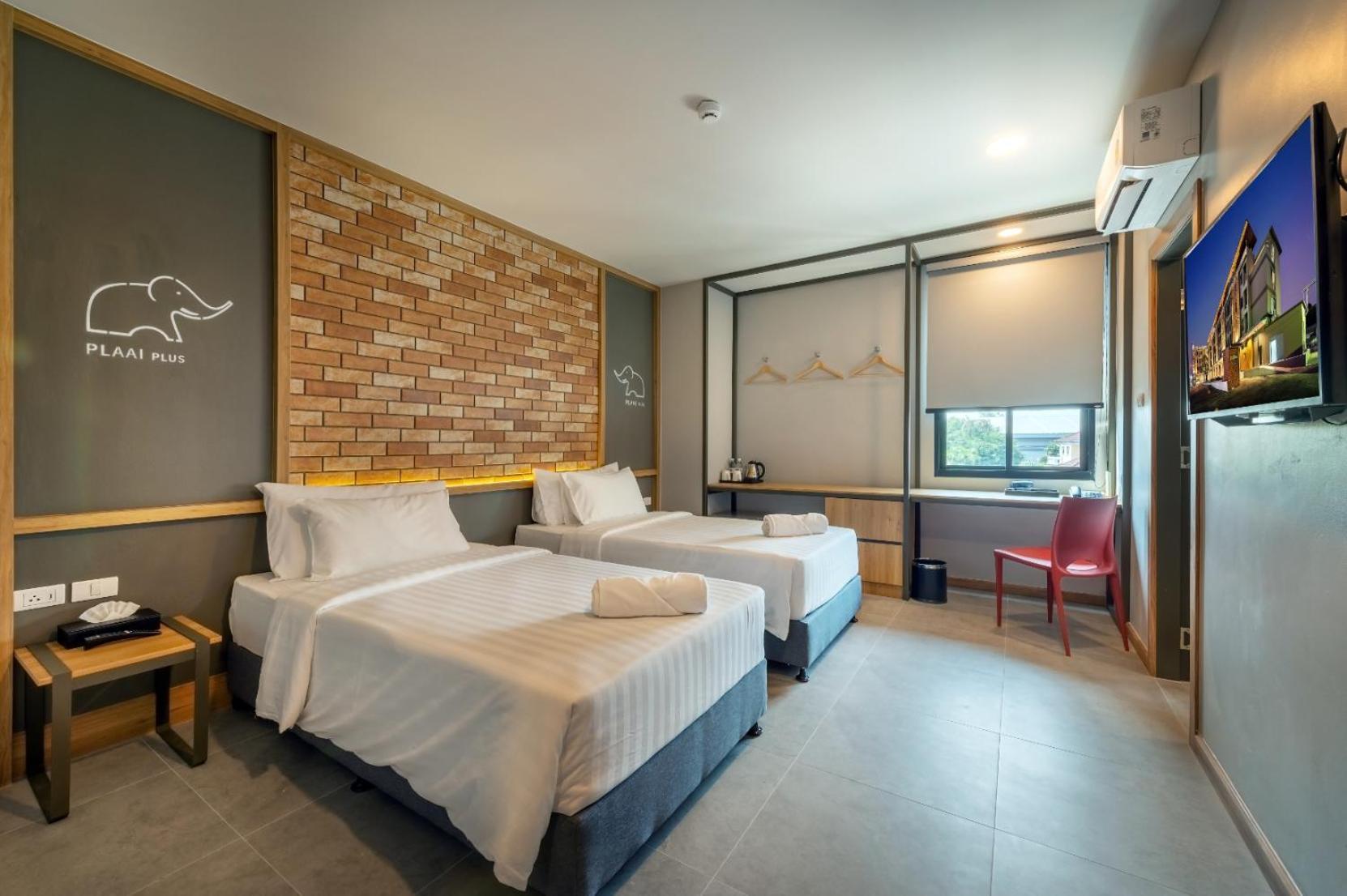 Plaai Plus Hotel ระยอง ภายนอก รูปภาพ